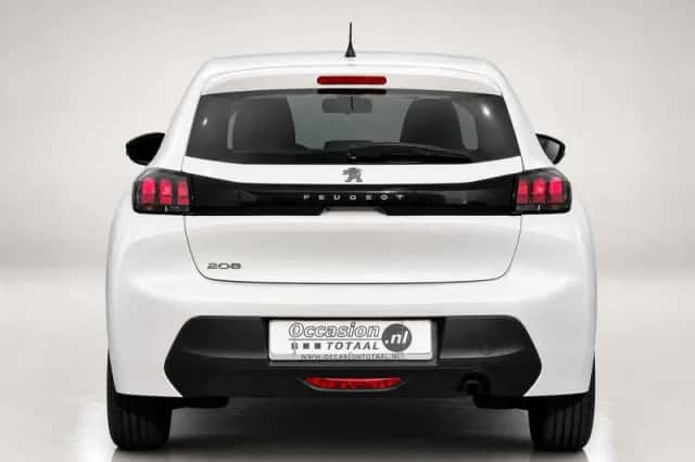 Peugeot 208 (2022) thumbnail 5