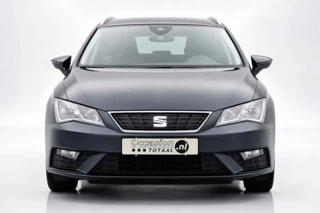 SEAT Leon (2018) thumbnail 2