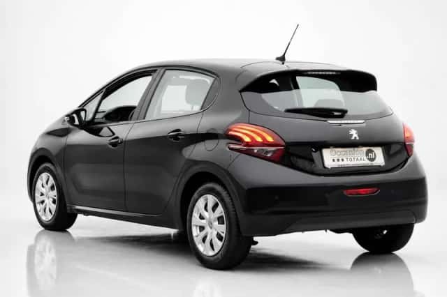Peugeot 208 (2018) thumbnail 4