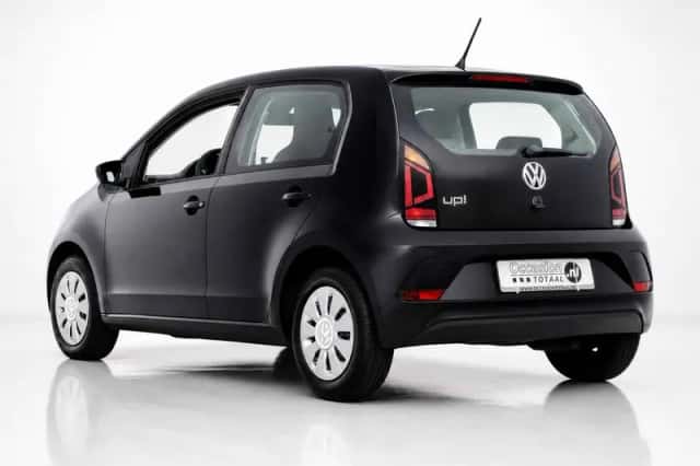 Volkswagen Up! (2019) thumbnail 4