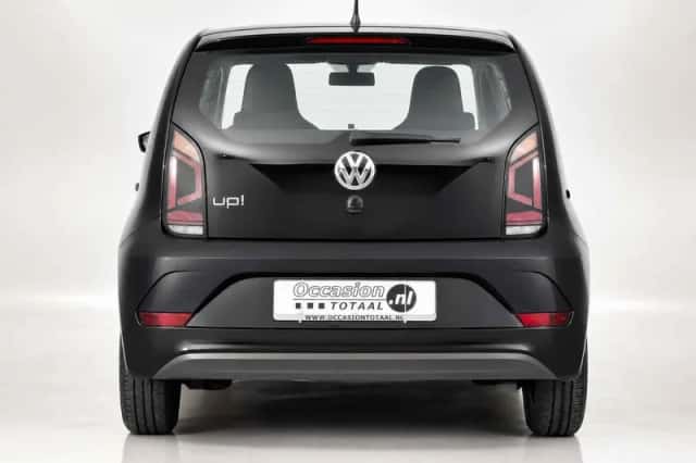 Volkswagen Up! (2019) thumbnail 5