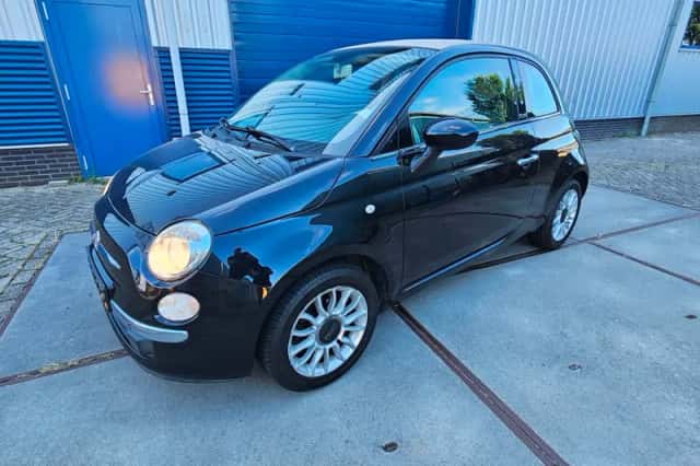 Fiat 500 (2010) thumbnail 1
