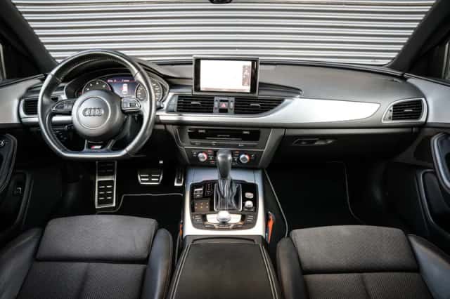 Audi A6 (2018) thumbnail 3