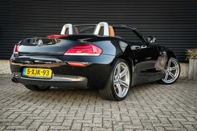 BMW Z4 (2014) thumbnail 3