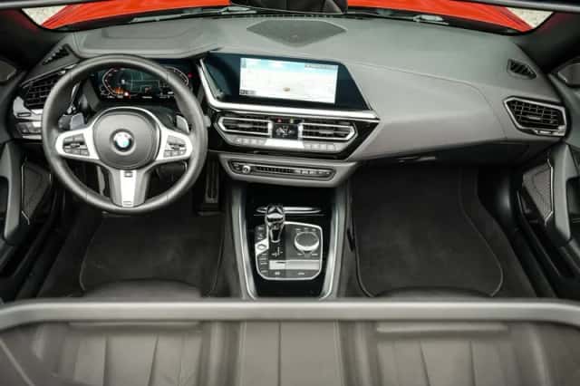 BMW Z4 (2021) thumbnail 3