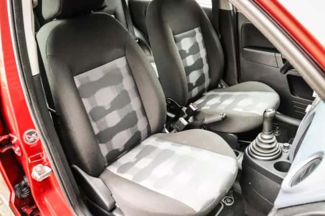Ford Fusion (2010) thumbnail 6