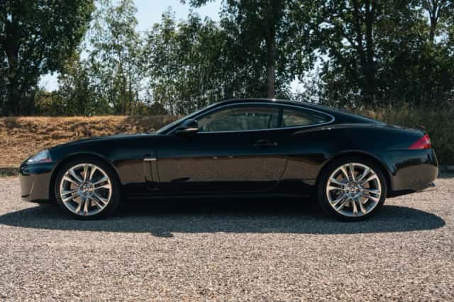 Jaguar XK (2009) thumbnail 4