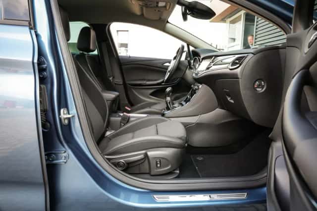 Opel Astra (2017) thumbnail 6