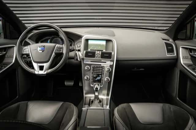 Volvo XC60 (2014) thumbnail 4