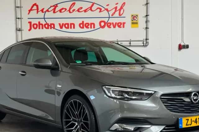 Opel Insignia (2019) thumbnail 1