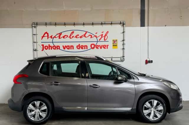 Peugeot 2008 (2013) thumbnail 4