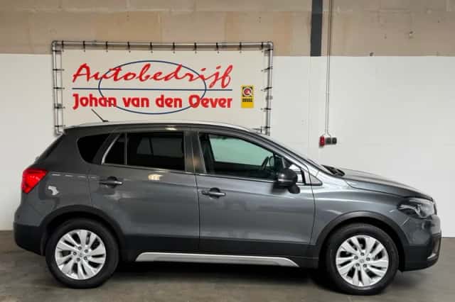 Suzuki S-Cross (2018) thumbnail 3