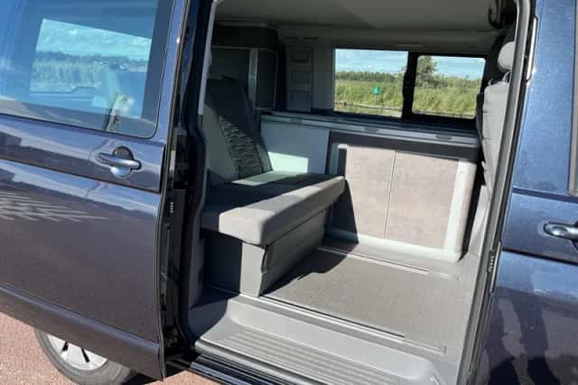 Volkswagen California (2023) thumbnail 5