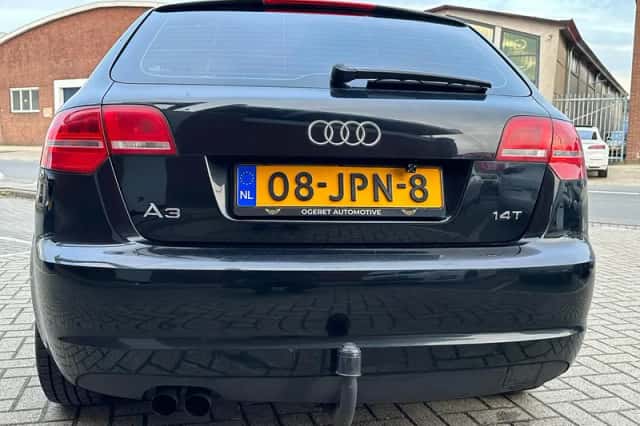 Audi A3 (2009) thumbnail 5
