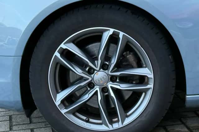 Audi A5 (2011) thumbnail 6