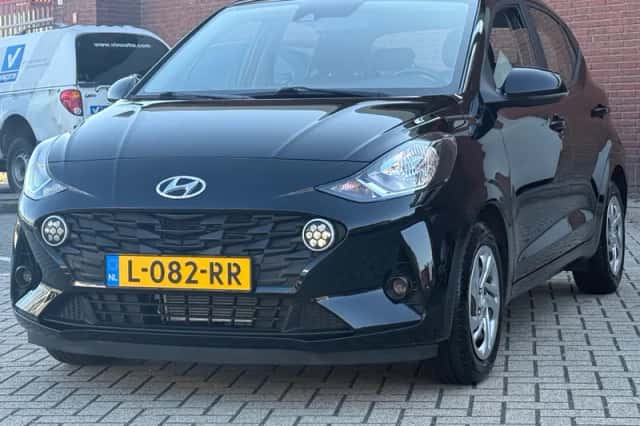 Hyundai i10 (2021) thumbnail 3