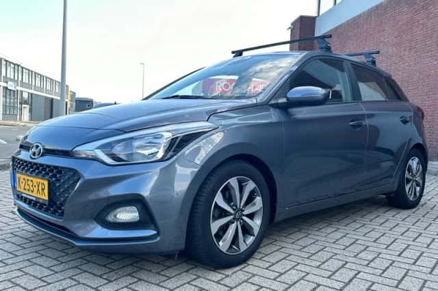 Hyundai i20 (2019) thumbnail 3