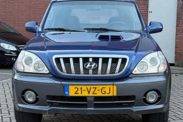 Hyundai Terracan (2002) thumbnail 2