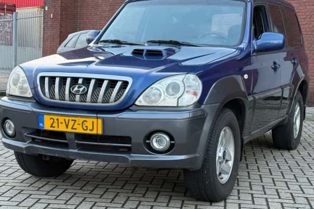 Hyundai Terracan (2002) thumbnail 3