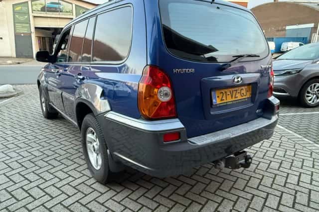 Hyundai Terracan (2002) thumbnail 5