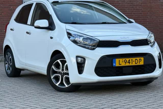 Kia Picanto (2021) thumbnail 1