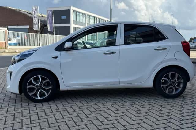 Kia Picanto (2021) thumbnail 5