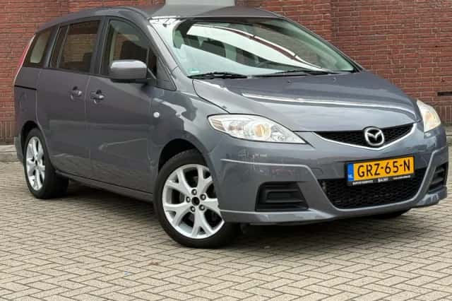 Mazda 5 (2011) thumbnail 1