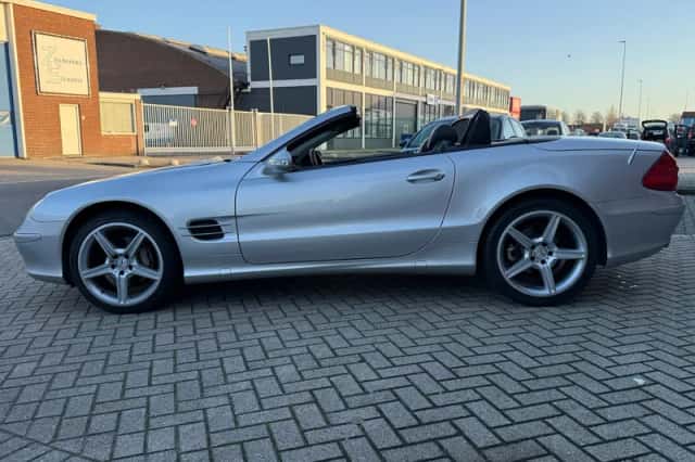 Mercedes-Benz SL-Klasse (2003) thumbnail 4