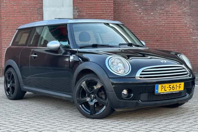 MINI Clubman (2009) thumbnail 1