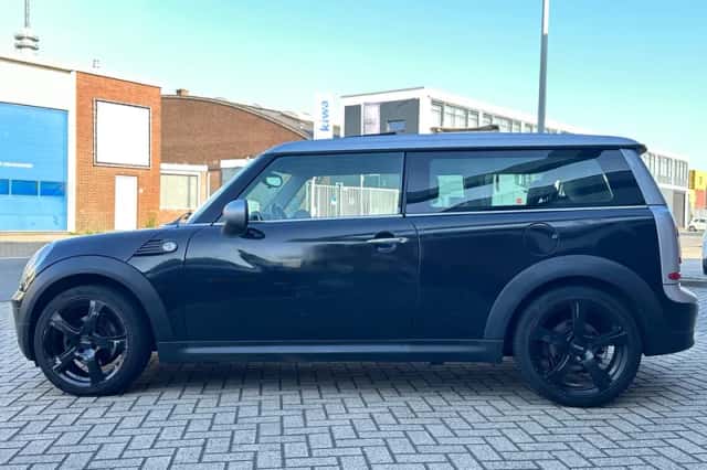 MINI Clubman (2009) thumbnail 4