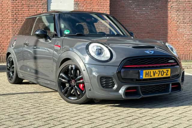 MINI John Cooper Works (2016) thumbnail 1