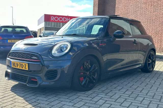 MINI John Cooper Works (2016) thumbnail 3