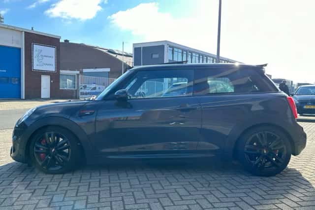 MINI John Cooper Works (2016) thumbnail 6