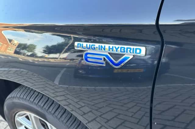 Mitsubishi Outlander (2013) thumbnail 5