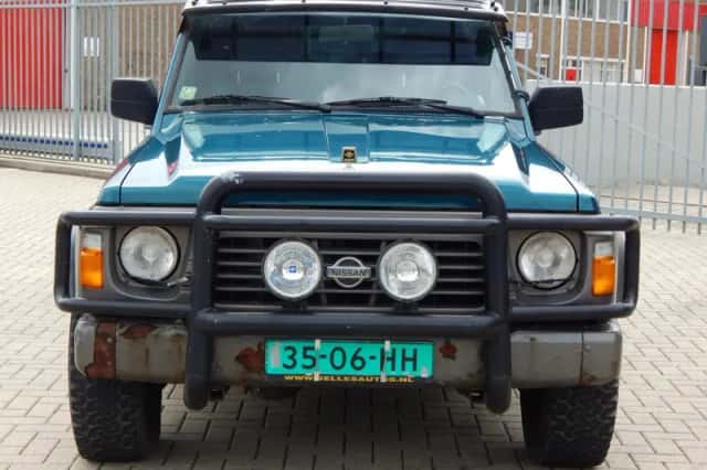 Nissan Patrol GR (1997) thumbnail 2
