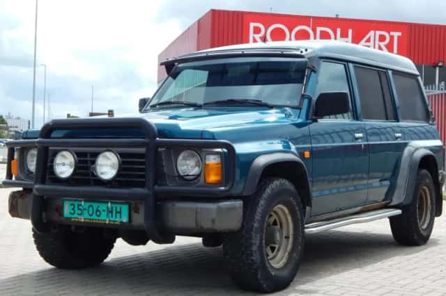 Nissan Patrol GR (1997) thumbnail 3