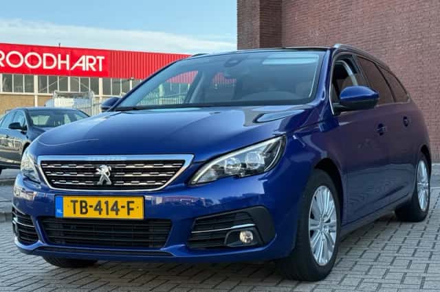 Peugeot 308 (2018) thumbnail 3