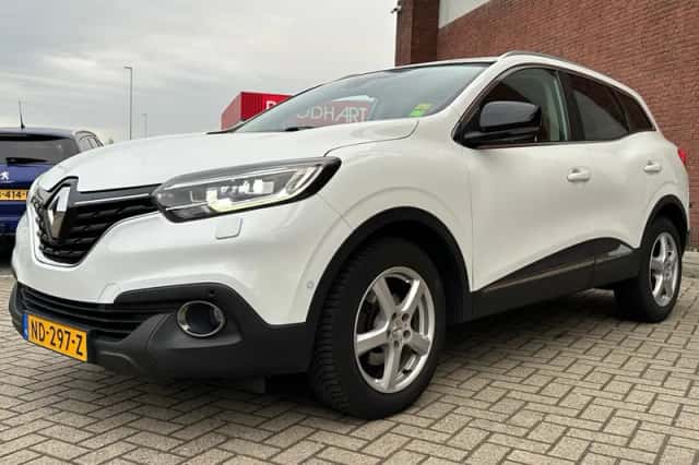 Renault Kadjar (2017) thumbnail 3