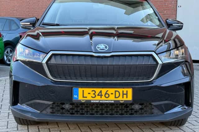 Škoda Enyaq (2021) thumbnail 2