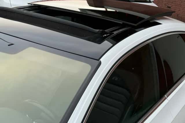 Volkswagen Arteon (2017) thumbnail 5