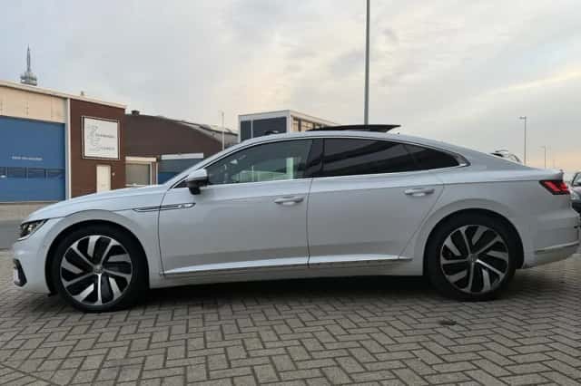 Volkswagen Arteon (2017) thumbnail 6