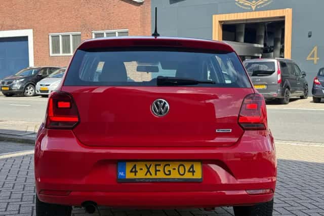 Volkswagen Polo (2014) thumbnail 6
