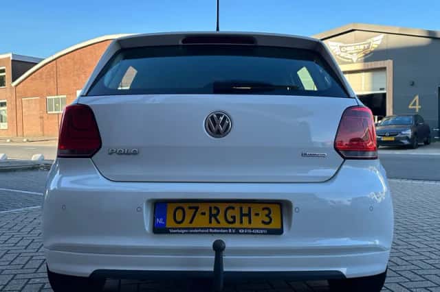 Volkswagen Polo (2011) thumbnail 6
