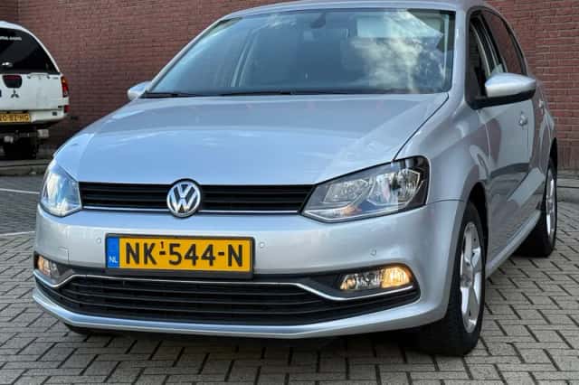 Volkswagen Polo (2017) thumbnail 3