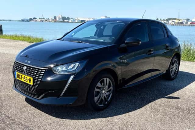 Peugeot 208 (2022) thumbnail 4