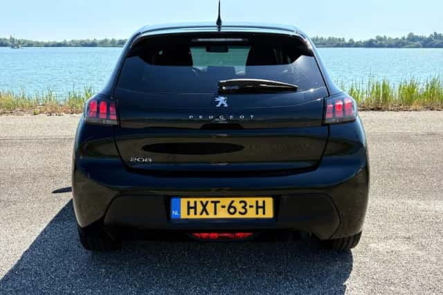 Peugeot 208 (2022) thumbnail 6
