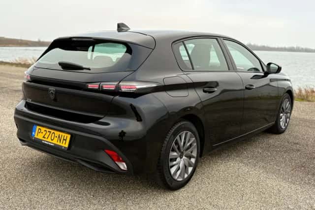 Peugeot 308 (2022) thumbnail 6