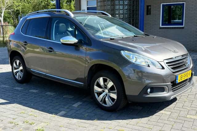 Peugeot 2008 (2016) thumbnail 1