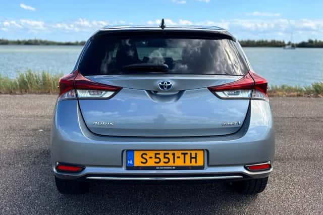 Toyota Auris (2019) thumbnail 6