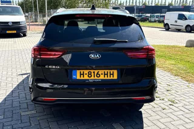 Kia Ceed Sportswagon (2020) thumbnail 6
